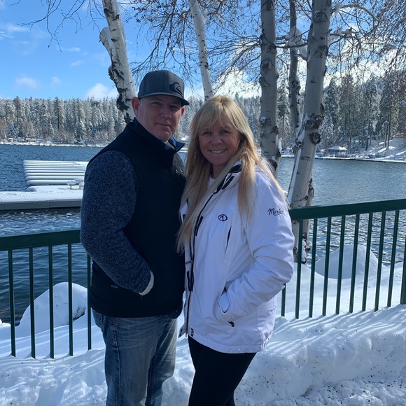 Meet your Posher, Kim - Picture 1 of 1